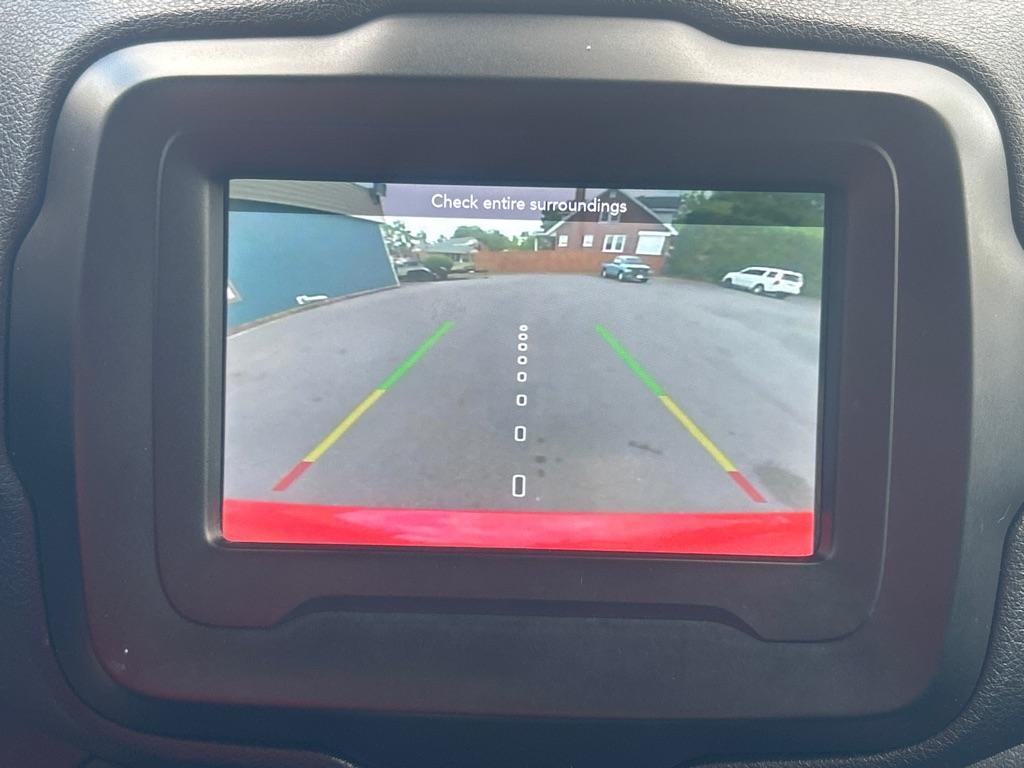 2020 RED JEEP RENEGADE LATITUDE (ZACNJBBB0LP) with an 2.4L engine, Automatic transmission, located at 2514 Williamson Rd NE, Roanoke, VA, 24012, (540) 265-7770, 37.294636, -79.936249 - NO CREDIT CHECK FINANCING WITH ONLY $4200 DOWN PAYMENT!!!! Check out our website www.needausedvehicle.com for our No Credit Check/ In House Financing options!! No Credit Check Available!!! In House Financing Available!!! All Clean Title Vehicles (no Salvaged or flooded vehicles ever on our lot)! - Photo#15