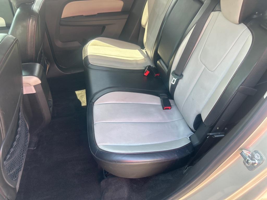 2015 GOLD CHEVROLET EQUINOX LT (2GNALCEKXF1) with an 2.4L engine, Automatic transmission, located at 2514 Williamson Rd NE, Roanoke, VA, 24012, (540) 265-7770, 37.294636, -79.936249 - Photo#6