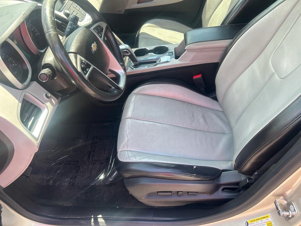 2015 GOLD CHEVROLET EQUINOX LT (2GNALCEKXF1) with an 2.4L engine, Automatic transmission, located at 2514 Williamson Rd NE, Roanoke, VA, 24012, (540) 265-7770, 37.294636, -79.936249 - Photo#8