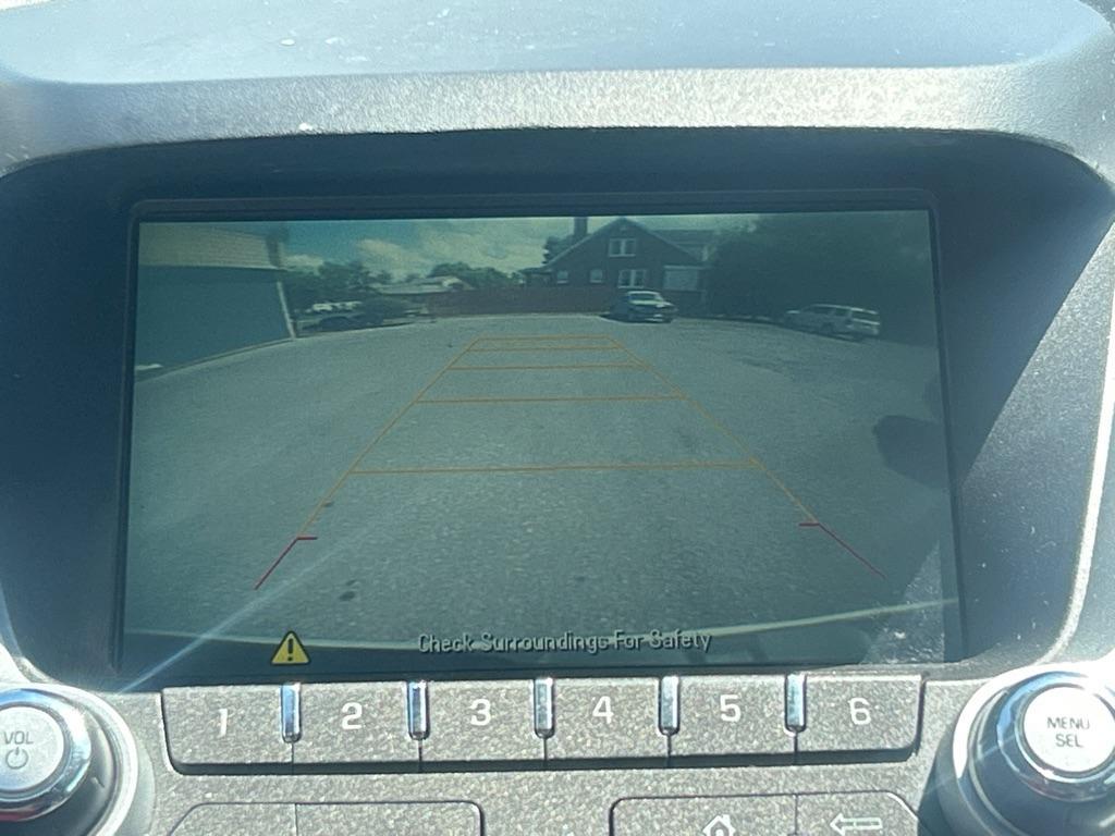 2015 GOLD CHEVROLET EQUINOX LT (2GNALCEKXF1) with an 2.4L engine, Automatic transmission, located at 2514 Williamson Rd NE, Roanoke, VA, 24012, (540) 265-7770, 37.294636, -79.936249 - Photo#13