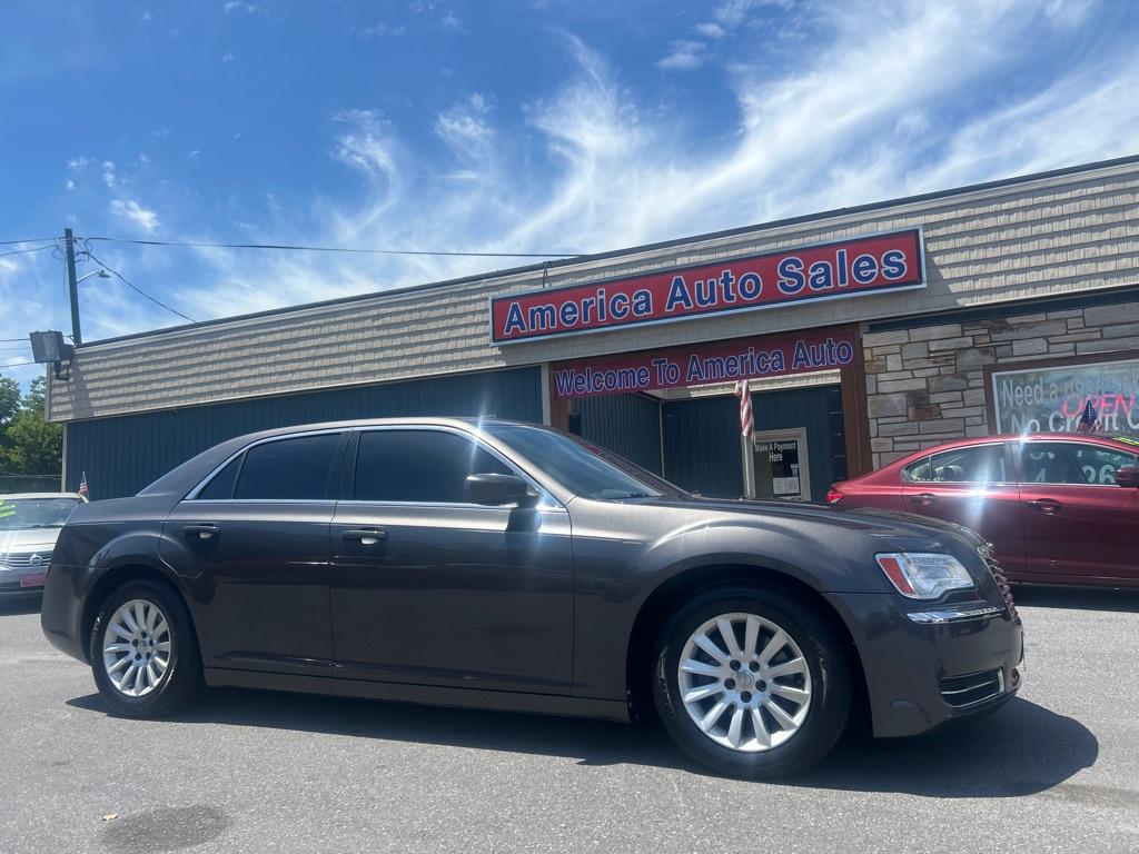 photo of 2013 CHRYSLER 300 
