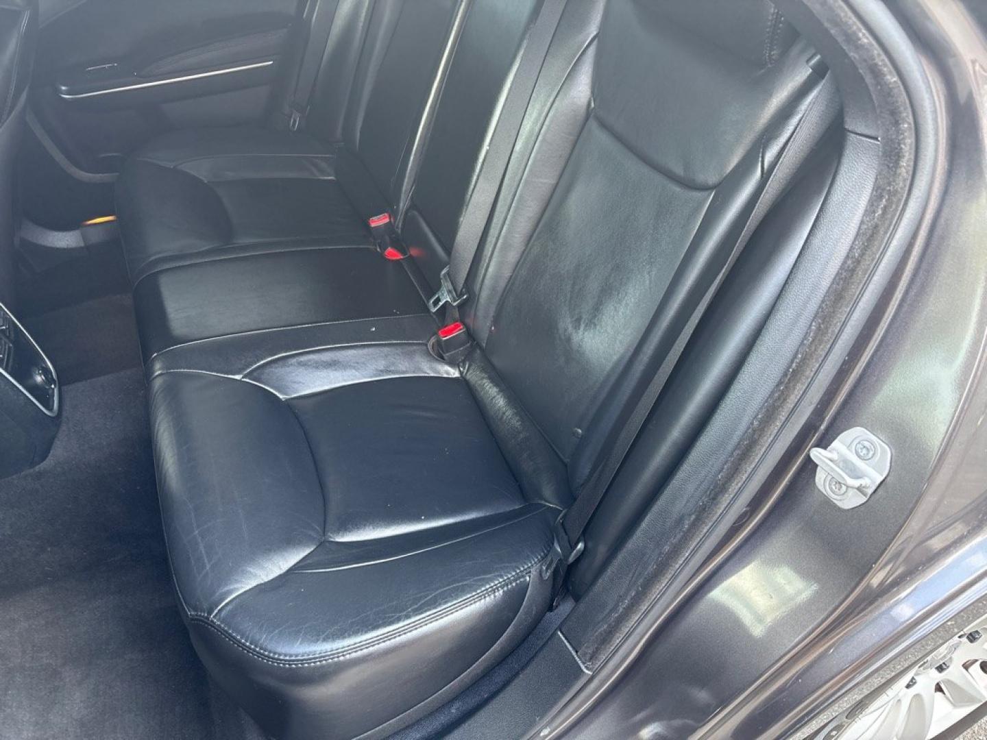 2013 GRAY CHRYSLER 300 (2C3CCAAG1DH) with an 3.6L engine, Automatic transmission, located at 2514 Williamson Rd NE, Roanoke, VA, 24012, (540) 265-7770, 37.294636, -79.936249 - NO CREDIT CHECK FINANCING WITH ONLY $2700 DOWN PAYMENT!!!! Check out our website www.needausedvehicle.com for our No Credit Check/ In House Financing options!! No Credit Check Available!!! In House Financing Available!!! All Clean Title Vehicles (no Salvaged or flooded vehicles ever on our lot)!- Photo#2