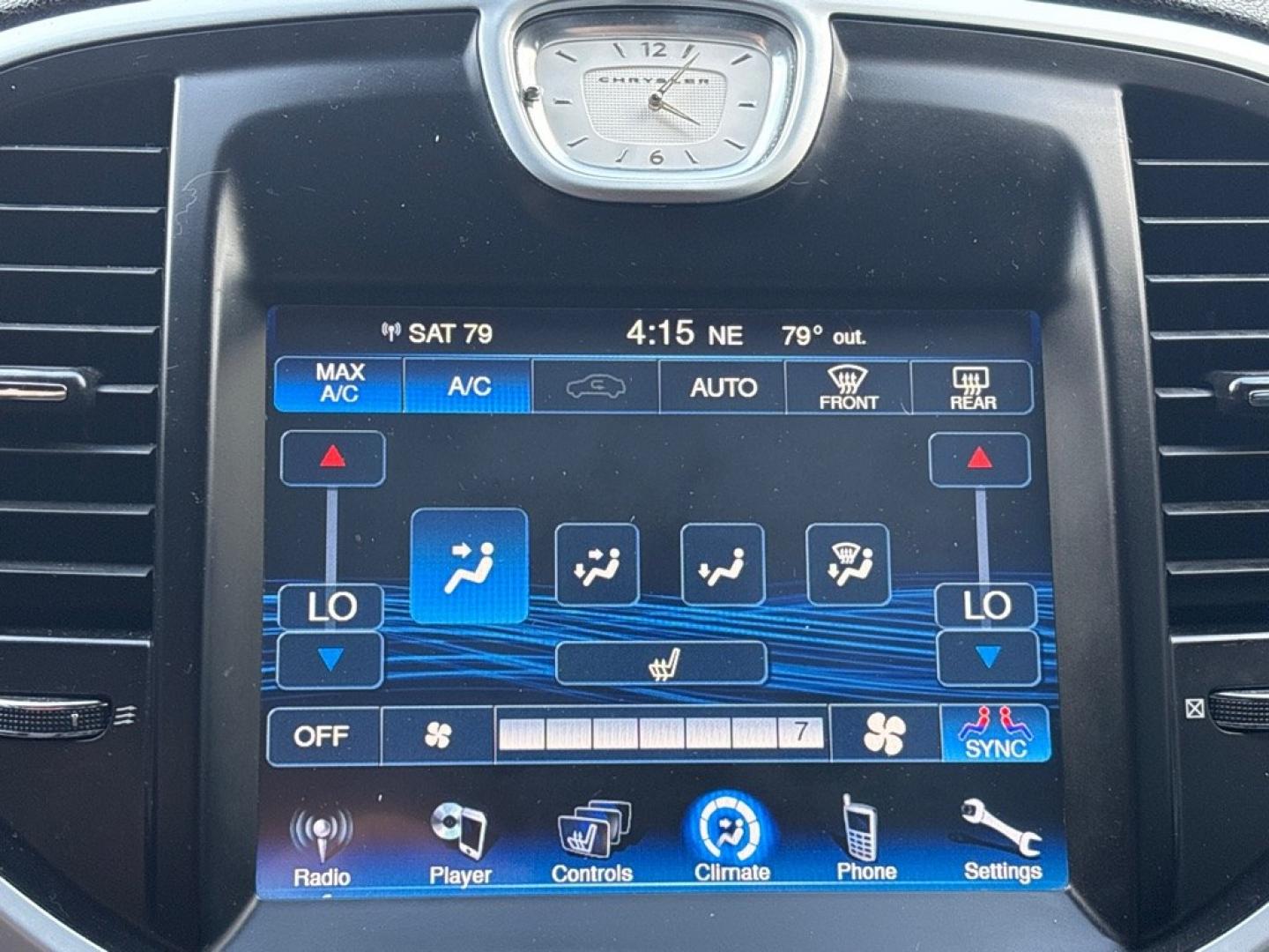 2013 GRAY CHRYSLER 300 (2C3CCAAG1DH) with an 3.6L engine, Automatic transmission, located at 2514 Williamson Rd NE, Roanoke, VA, 24012, (540) 265-7770, 37.294636, -79.936249 - NO CREDIT CHECK FINANCING WITH ONLY $2700 DOWN PAYMENT!!!! Check out our website www.needausedvehicle.com for our No Credit Check/ In House Financing options!! No Credit Check Available!!! In House Financing Available!!! All Clean Title Vehicles (no Salvaged or flooded vehicles ever on our lot)!- Photo#9