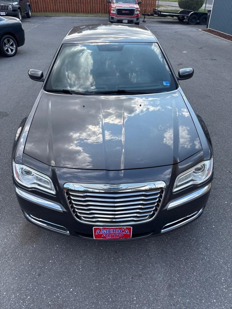 2013 GRAY CHRYSLER 300 (2C3CCAAG1DH) with an 3.6L engine, Automatic transmission, located at 2514 Williamson Rd NE, Roanoke, VA, 24012, (540) 265-7770, 37.294636, -79.936249 - NO CREDIT CHECK FINANCING WITH ONLY $2700 DOWN PAYMENT!!!! Check out our website www.needausedvehicle.com for our No Credit Check/ In House Financing options!! No Credit Check Available!!! In House Financing Available!!! All Clean Title Vehicles (no Salvaged or flooded vehicles ever on our lot)!- Photo#10