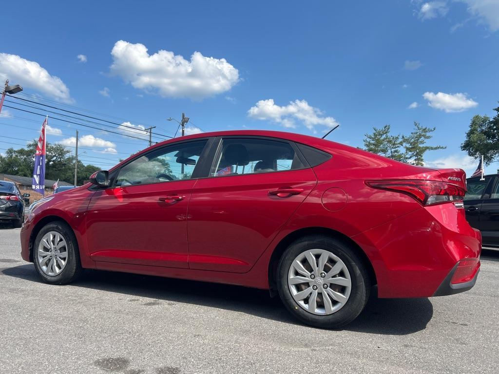 2020 RED HYUNDAI ACCENT SE (3KPC24A68LE) with an 1.6L engine, Automatic transmission, located at 2514 Williamson Rd NE, Roanoke, VA, 24012, (540) 265-7770, 37.294636, -79.936249 - NO CREDIT CHECK FINANCING WITH ONLY $2700 DOWN PAYMENT!!!! Check out our website www.needausedvehicle.com for our No Credit Check/ In House Financing options!! No Credit Check Available!!! In House Financing Available!!! All Clean Title Vehicles (no Salvaged or flooded vehicles ever on our lot)! - Photo#1