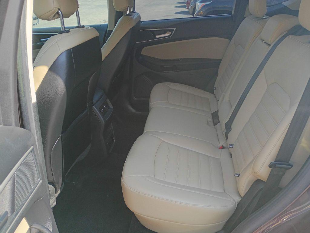 2018 RED FORD EDGE SEL (2FMPK4J96JB) with an 2.0L engine, Automatic transmission, located at 2514 Williamson Rd NE, Roanoke, VA, 24012, (540) 265-7770, 37.294636, -79.936249 - NO CREDIT CHECK FINANCING WITH ONLY $4500 DOWN PAYMENT!!!! Check out our website www.needausedvehicle.com for our No Credit Check/ In House Financing options!! No Credit Check Available!!! In House Financing Available!!! All Clean Title Vehicles (no Salvaged or flooded vehicles ever on our lot)! - Photo#5