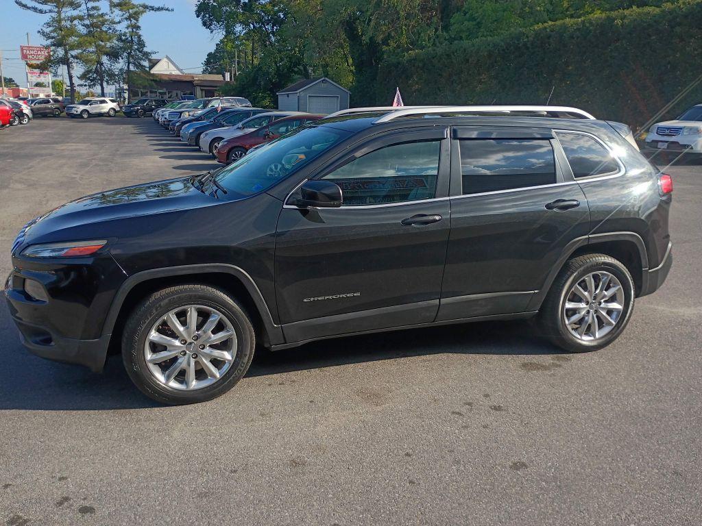 2016 BLACK JEEP CHEROKEE LIMITED (1C4PJMDS3GW) with an 3.2L engine, Automatic transmission, located at 2514 Williamson Rd NE, Roanoke, VA, 24012, (540) 265-7770, 37.294636, -79.936249 - NO CREDIT CHECK FINANCING WITH ONLY $3200 DOWN PAYMENT!!!! Check out our website www.needausedvehicle.com for our No Credit Check/ In House Financing options!! No Credit Check Available!!! In House Financing Available!!! All Clean Title Vehicles (no Salvaged or flooded vehicles ever on our lot)! - Photo#1