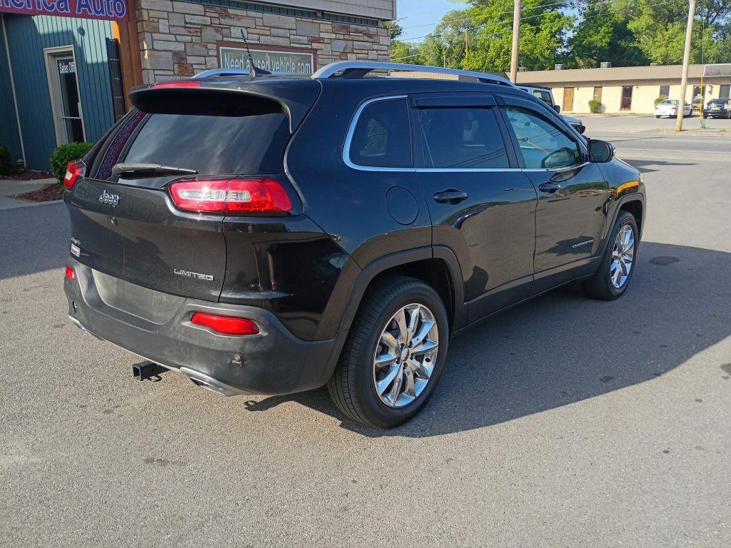 2016 BLACK JEEP CHEROKEE LIMITED (1C4PJMDS3GW) with an 3.2L engine, Automatic transmission, located at 2514 Williamson Rd NE, Roanoke, VA, 24012, (540) 265-7770, 37.294636, -79.936249 - NO CREDIT CHECK FINANCING WITH ONLY $3200 DOWN PAYMENT!!!! Check out our website www.needausedvehicle.com for our No Credit Check/ In House Financing options!! No Credit Check Available!!! In House Financing Available!!! All Clean Title Vehicles (no Salvaged or flooded vehicles ever on our lot)! - Photo#7