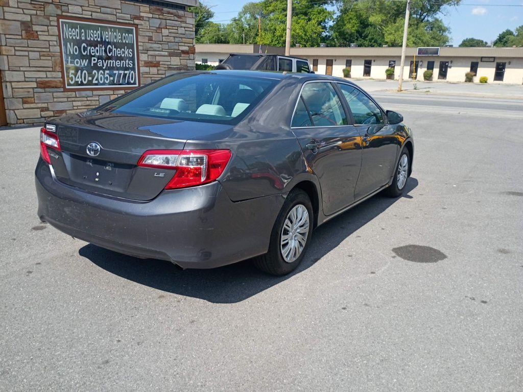 2012 GRAY TOYOTA CAMRY BASE (4T4BF1FK7CR) with an 2.5L engine, Automatic transmission, located at 2514 Williamson Rd NE, Roanoke, VA, 24012, (540) 265-7770, 37.294636, -79.936249 - NO CREDIT CHECK FINANCING WITH ONLY $3500 DOWN PAYMENT!!!! Check out our website www.needausedvehicle.com for our No Credit Check/ In House Financing options!! No Credit Check Available!!! In House Financing Available!!! All Clean Title Vehicles (no Salvaged or flooded vehicles ever on our lot)! - Photo#5