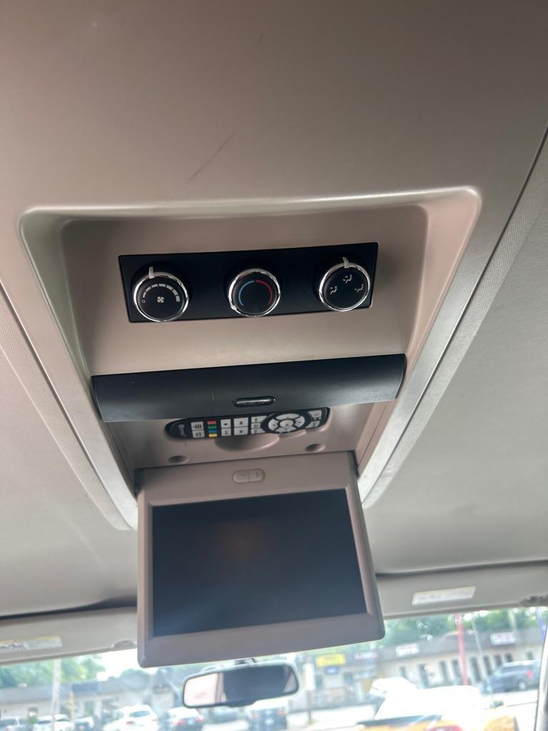 2016 SILVER DODGE GRAND CARAVAN SXT (2C4RDGCG8GR) with an 3.6L engine, Automatic transmission, located at 2514 Williamson Rd NE, Roanoke, VA, 24012, (540) 265-7770, 37.294636, -79.936249 - NO CREDIT CHECK FINANCING WITH ONLY $2800 DOWN PAYMENT!!!! Check out our website www.needausedvehicle.com for our No Credit Check/ In House Financing options!! No Credit Check Available!!! In House Financing Available!!! All Clean Title Vehicles (no Salvaged or flooded vehicles ever on our lot)! - Photo#7