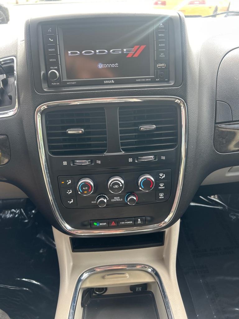 2016 SILVER DODGE GRAND CARAVAN SXT (2C4RDGCG8GR) with an 3.6L engine, Automatic transmission, located at 2514 Williamson Rd NE, Roanoke, VA, 24012, (540) 265-7770, 37.294636, -79.936249 - NO CREDIT CHECK FINANCING WITH ONLY $2800 DOWN PAYMENT!!!! Check out our website www.needausedvehicle.com for our No Credit Check/ In House Financing options!! No Credit Check Available!!! In House Financing Available!!! All Clean Title Vehicles (no Salvaged or flooded vehicles ever on our lot)! - Photo#10