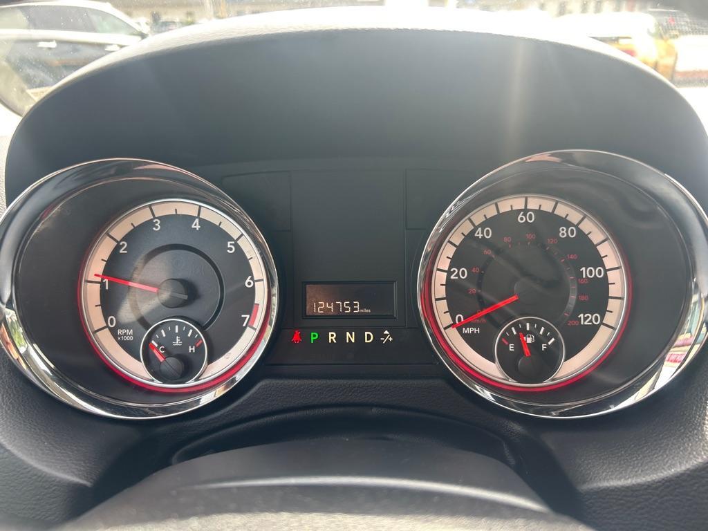 2016 SILVER DODGE GRAND CARAVAN SXT (2C4RDGCG8GR) with an 3.6L engine, Automatic transmission, located at 2514 Williamson Rd NE, Roanoke, VA, 24012, (540) 265-7770, 37.294636, -79.936249 - NO CREDIT CHECK FINANCING WITH ONLY $2800 DOWN PAYMENT!!!! Check out our website www.needausedvehicle.com for our No Credit Check/ In House Financing options!! No Credit Check Available!!! In House Financing Available!!! All Clean Title Vehicles (no Salvaged or flooded vehicles ever on our lot)! - Photo#11