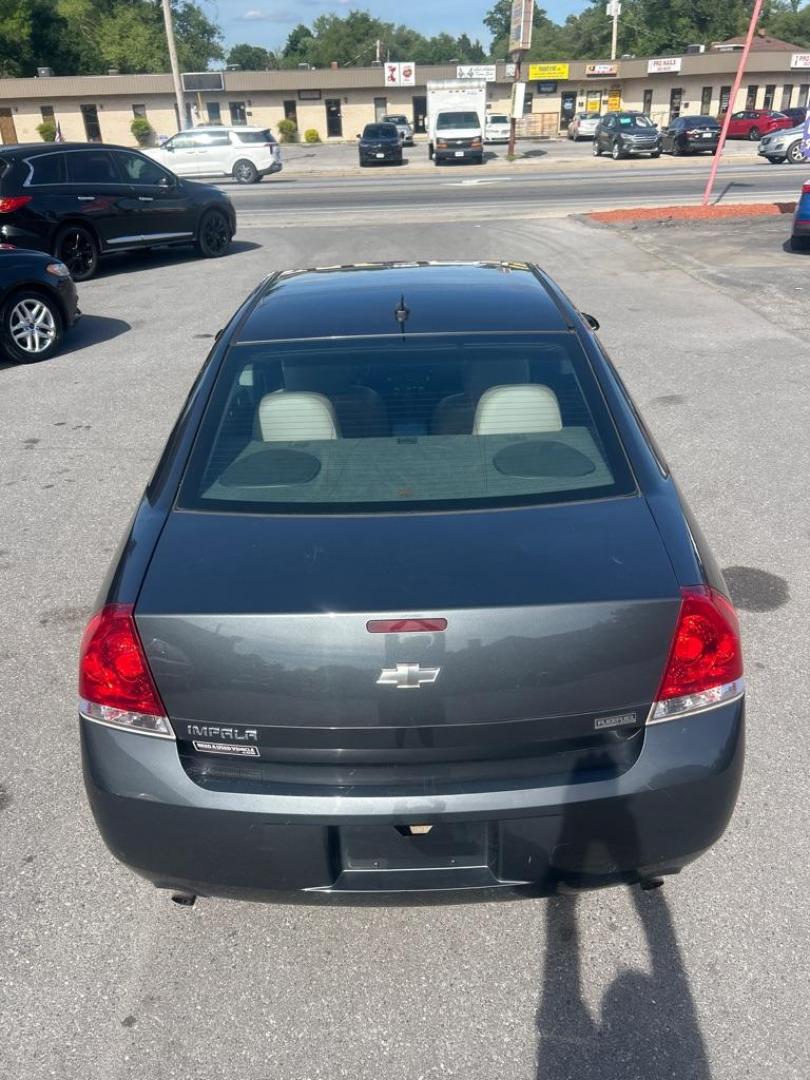 2012 GRAY CHEVROLET IMPALA LS (2G1WF5E32C1) with an 3.6L engine, Automatic transmission, located at 2514 Williamson Rd NE, Roanoke, VA, 24012, (540) 265-7770, 37.294636, -79.936249 - NO CREDIT CHECK FINANCING WITH ONLY $1800 DOWN PAYMENT!!!! Check out our website www.needausedvehicle.com for our No Credit Check/ In House Financing options!! No Credit Check Available!!! In House Financing Available!!! All Clean Title Vehicles (no Salvaged or flooded vehicles ever on our lot)! - Photo#10