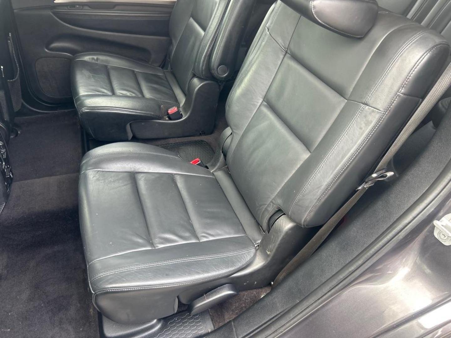 2017 GRAY DODGE DURANGO GT (1C4RDJDG0HC) with an 3.6L engine, Automatic transmission, located at 2514 Williamson Rd NE, Roanoke, VA, 24012, (540) 265-7770, 37.294636, -79.936249 - NO CREDIT CHECK FINANCING WITH ONLY $2700 DOWN PAYMENT!!!! Check out our website www.needausedvehicle.com for our No Credit Check/ In House Financing options!! No Credit Check Available!!! In House Financing Available!!! All Clean Title Vehicles (no Salvaged or flooded vehicles ever on our lot)! - Photo#3