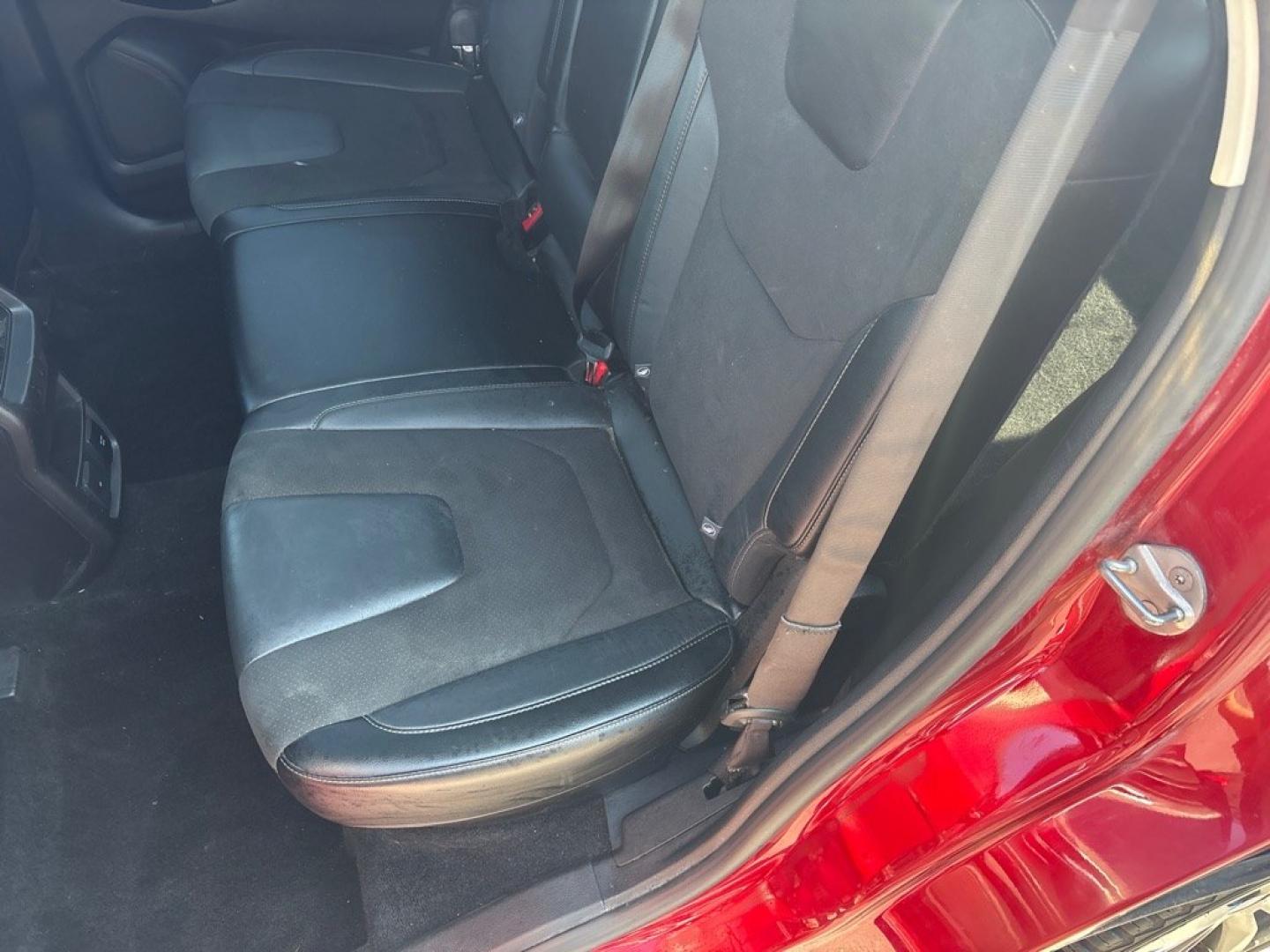 2015 RED FORD EDGE SPORT (2FMPK4AP4FB) with an 2.7L engine, Automatic transmission, located at 2514 Williamson Rd NE, Roanoke, VA, 24012, (540) 265-7770, 37.294636, -79.936249 - NO CREDIT CHECK FINANCING WITH ONLY $2500 DOWN PAYMENT!!!! Check out our website www.needausedvehicle.com for our No Credit Check/ In House Financing options!! No Credit Check Available!!! In House Financing Available!!! All Clean Title Vehicles (no Salvaged or flooded vehicles ever on our lot)!- Photo#6