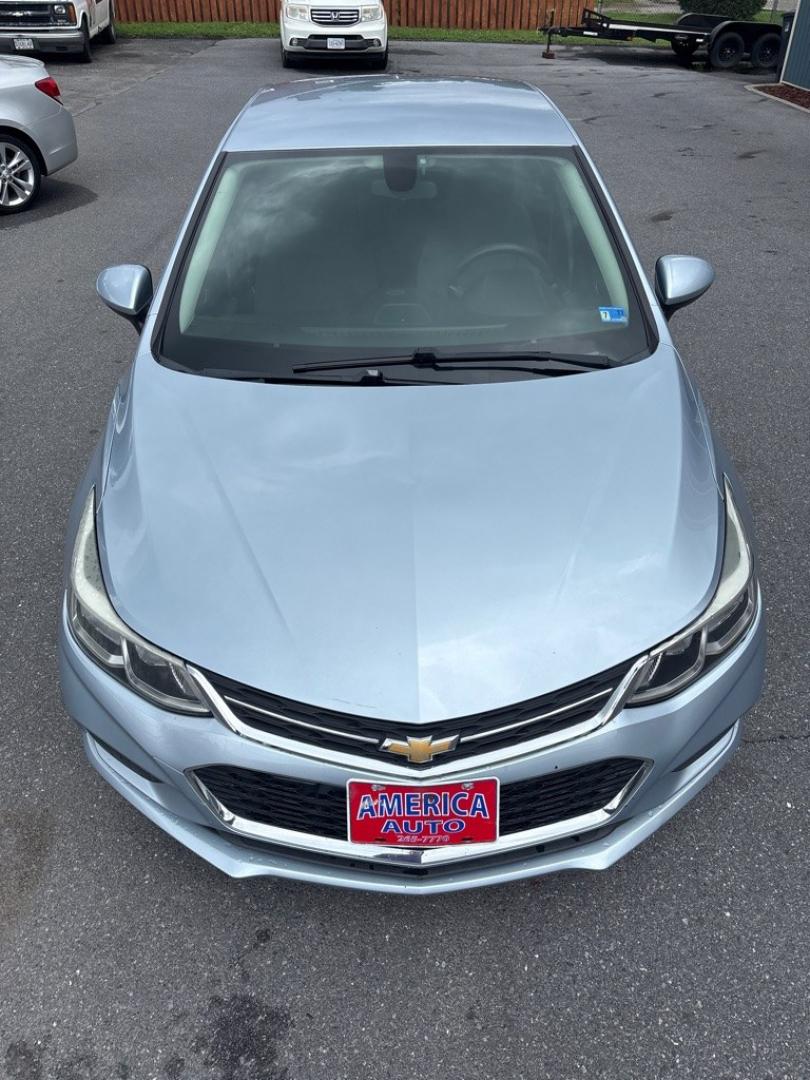 2018 BLUE CHEVROLET CRUZE LS (1G1BC5SM5J7) with an 1.4L engine, Automatic transmission, located at 2514 Williamson Rd NE, Roanoke, VA, 24012, (540) 265-7770, 37.294636, -79.936249 - NO CREDIT CHECK FINANCING WITH ONLY $2400 DOWN PAYMENT!!!! Check out our website www.needausedvehicle.com for our No Credit Check/ In House Financing options!! No Credit Check Available!!! In House Financing Available!!! All Clean Title Vehicles (no Salvaged or flooded vehicles ever on our lot)!- Photo#1