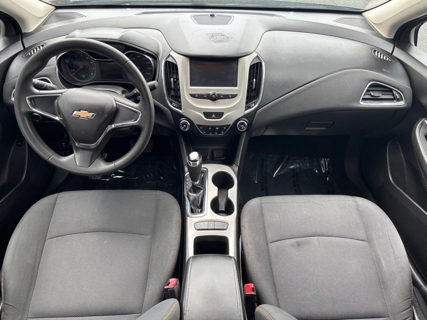 2018 BLUE CHEVROLET CRUZE LS (1G1BC5SM5J7) with an 1.4L engine, Automatic transmission, located at 2514 Williamson Rd NE, Roanoke, VA, 24012, (540) 265-7770, 37.294636, -79.936249 - NO CREDIT CHECK FINANCING WITH ONLY $2400 DOWN PAYMENT!!!! Check out our website www.needausedvehicle.com for our No Credit Check/ In House Financing options!! No Credit Check Available!!! In House Financing Available!!! All Clean Title Vehicles (no Salvaged or flooded vehicles ever on our lot)!- Photo#5