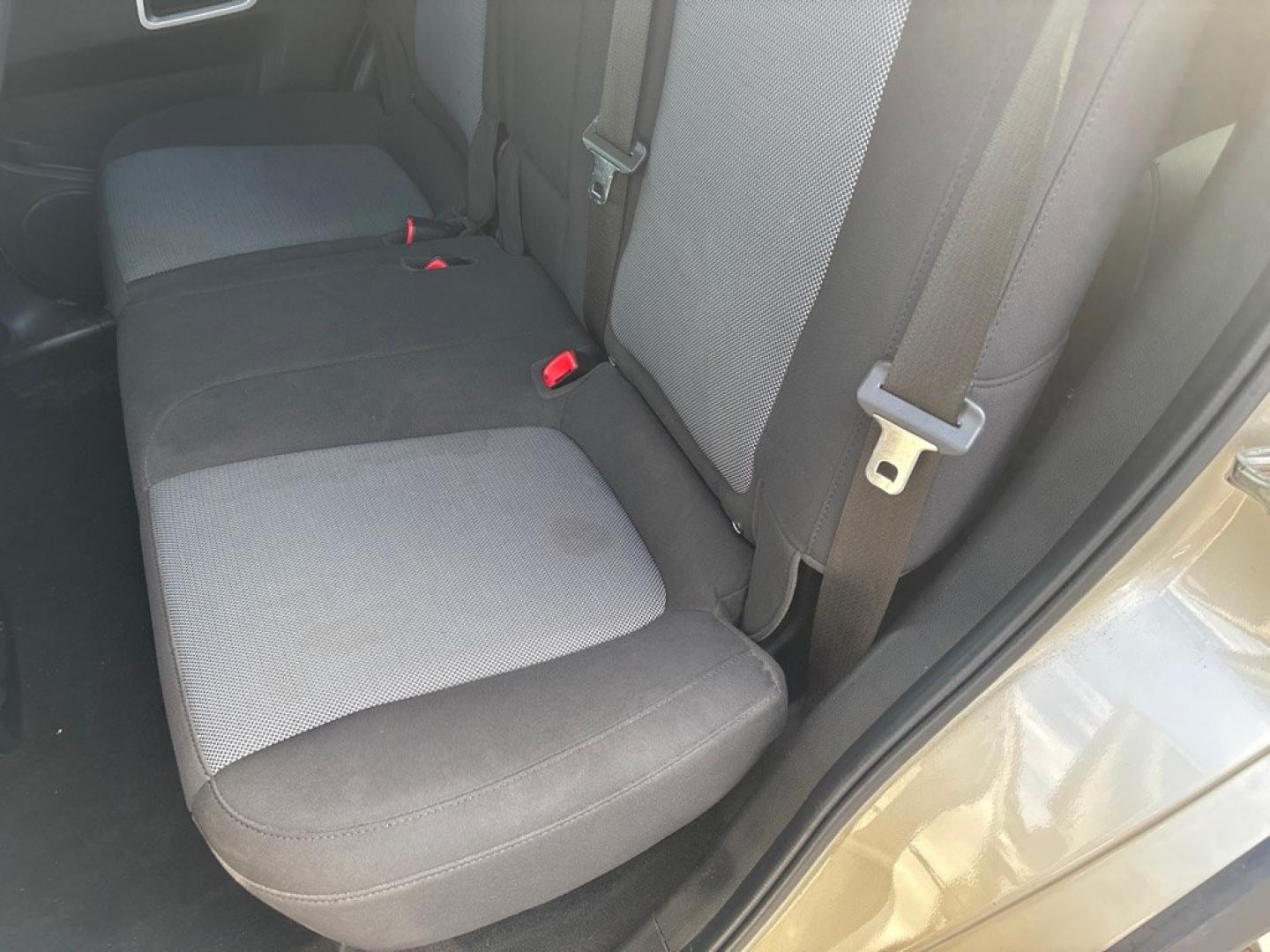 2014 GOLD CHEVROLET CAPTIVA LS (3GNAL2EK3ES) with an 2.4L engine, Automatic transmission, located at 2514 Williamson Rd NE, Roanoke, VA, 24012, (540) 265-7770, 37.294636, -79.936249 - NO CREDIT CHECK FINANCING WITH ONLY $1800 DOWN PAYMENT!!!! Check out our website www.needausedvehicle.com for our No Credit Check/ In House Financing options!! No Credit Check Available!!! In House Financing Available!!! All Clean Title Vehicles (no Salvaged or flooded vehicles ever on our lot)!- Photo#4
