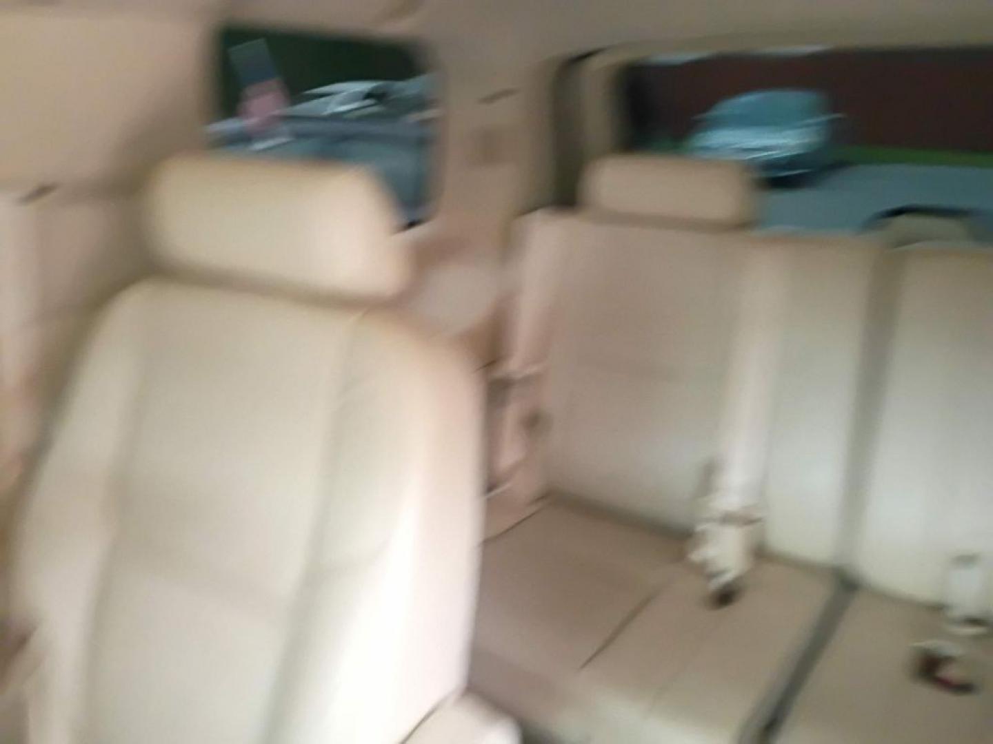 2008 WHITE CADILLAC ESCALADE LUXURY (1GYFK63838R) with an 6.2L engine, Automatic transmission, located at 2514 Williamson Rd NE, Roanoke, VA, 24012, (540) 265-7770, 37.294636, -79.936249 - NO CREDIT CHECK FINANCING WITH ONLY $3000 DOWN PAYMENT!!!! Check out our website www.needausedvehicle.com for our No Credit Check/ In House Financing options!! No Credit Check Available!!! In House Financing Available!!! All Clean Title Vehicles (no Salvaged or flooded vehicles ever on our lot)!- Photo#9