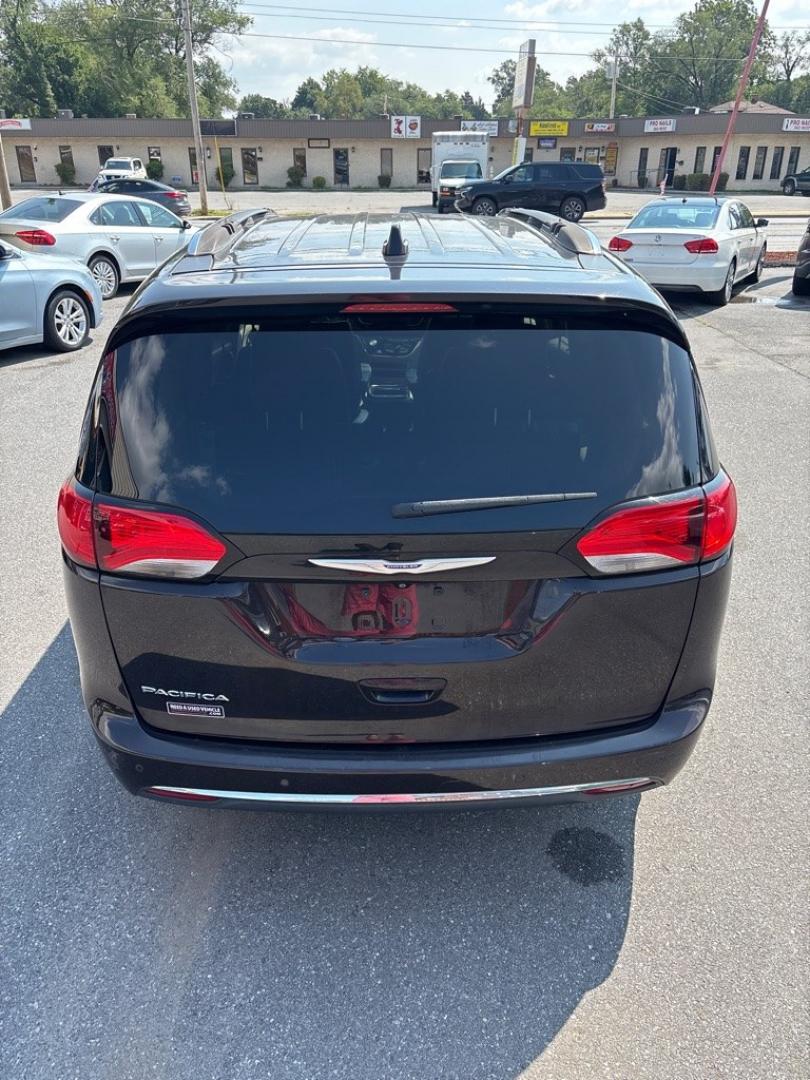 2019 BLACK CHRYSLER PACIFICA TOURING L (2C4RC1BG8KR) with an 3.6L engine, Automatic transmission, located at 2514 Williamson Rd NE, Roanoke, VA, 24012, (540) 265-7770, 37.294636, -79.936249 - NO CREDIT CHECK FINANCING WITH ONLY $2800 DOWN PAYMENT!!!! Check out our website www.needausedvehicle.com for our No Credit Check/ In House Financing options!! No Credit Check Available!!! In House Financing Available!!! All Clean Title Vehicles (no Salvaged or flooded vehicles ever on our lot)!- Photo#11