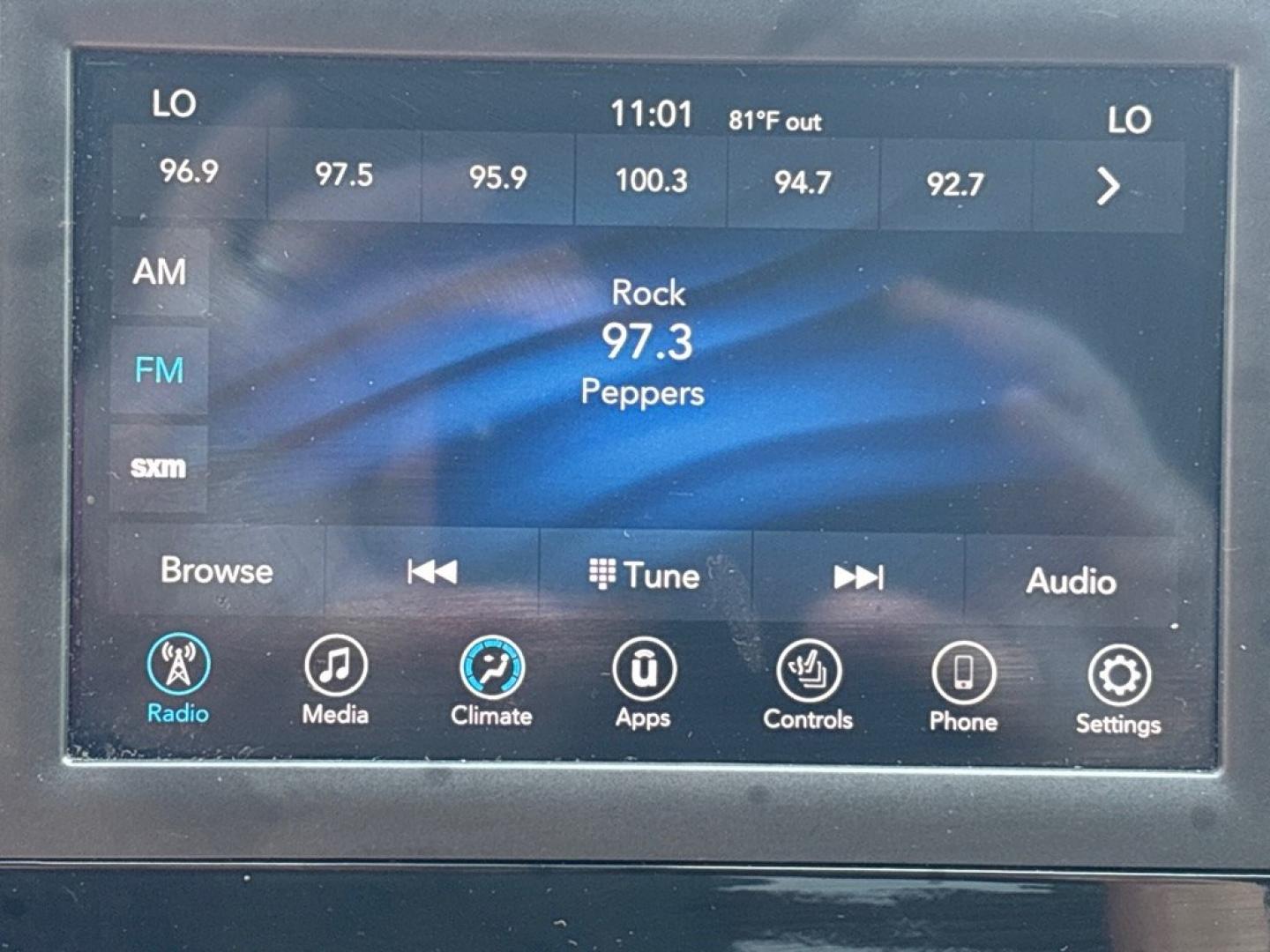 2019 BLACK CHRYSLER PACIFICA TOURING L (2C4RC1BG8KR) with an 3.6L engine, Automatic transmission, located at 2514 Williamson Rd NE, Roanoke, VA, 24012, (540) 265-7770, 37.294636, -79.936249 - NO CREDIT CHECK FINANCING WITH ONLY $2800 DOWN PAYMENT!!!! Check out our website www.needausedvehicle.com for our No Credit Check/ In House Financing options!! No Credit Check Available!!! In House Financing Available!!! All Clean Title Vehicles (no Salvaged or flooded vehicles ever on our lot)!- Photo#12