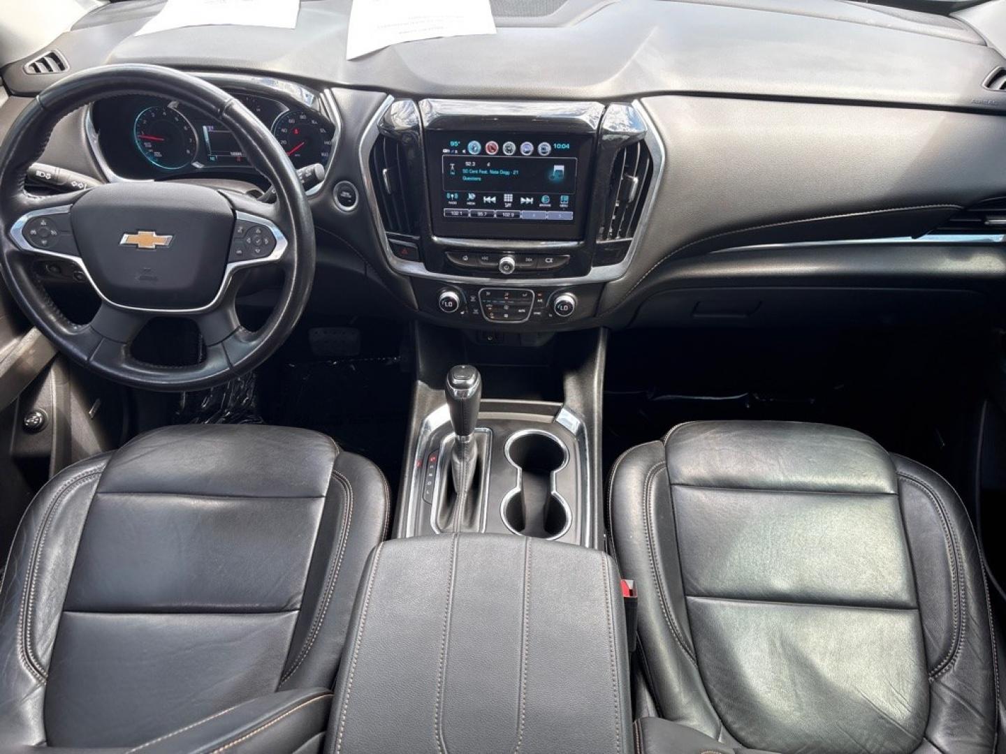 2018 BLACK CHEVROLET TRAVERSE LT (1GNEVHKW0JJ) with an 3.6L engine, Automatic transmission, located at 2514 Williamson Rd NE, Roanoke, VA, 24012, (540) 265-7770, 37.294636, -79.936249 - NO CREDIT CHECK FINANCING WITH ONLY $4500 DOWN PAYMENT!!!! Check out our website www.needausedvehicle.com for our No Credit Check/ In House Financing options!! No Credit Check Available!!! In House Financing Available!!! All Clean Title Vehicles (no Salvaged or flooded vehicles ever on our lot)!- Photo#5