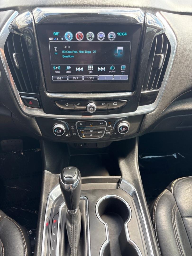 2018 BLACK CHEVROLET TRAVERSE LT (1GNEVHKW0JJ) with an 3.6L engine, Automatic transmission, located at 2514 Williamson Rd NE, Roanoke, VA, 24012, (540) 265-7770, 37.294636, -79.936249 - NO CREDIT CHECK FINANCING WITH ONLY $4500 DOWN PAYMENT!!!! Check out our website www.needausedvehicle.com for our No Credit Check/ In House Financing options!! No Credit Check Available!!! In House Financing Available!!! All Clean Title Vehicles (no Salvaged or flooded vehicles ever on our lot)!- Photo#7