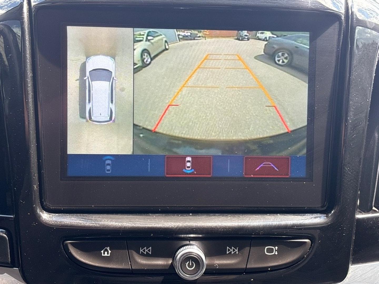 2018 BLACK CHEVROLET TRAVERSE LT (1GNEVHKW0JJ) with an 3.6L engine, Automatic transmission, located at 2514 Williamson Rd NE, Roanoke, VA, 24012, (540) 265-7770, 37.294636, -79.936249 - NO CREDIT CHECK FINANCING WITH ONLY $4500 DOWN PAYMENT!!!! Check out our website www.needausedvehicle.com for our No Credit Check/ In House Financing options!! No Credit Check Available!!! In House Financing Available!!! All Clean Title Vehicles (no Salvaged or flooded vehicles ever on our lot)!- Photo#12