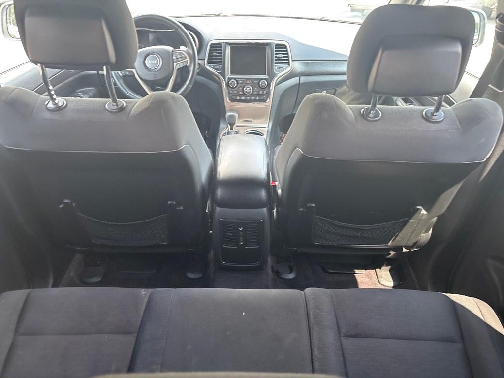 2017 BLACK JEEP GRAND CHEROKEE LAREDO (1C4RJFAG4HC) with an 3.6L engine, Automatic transmission, located at 2514 Williamson Rd NE, Roanoke, VA, 24012, (540) 265-7770, 37.294636, -79.936249 - NO CREDIT CHECK FINANCING WITH ONLY $3300 DOWN PAYMENT!!!! Check out our website www.needausedvehicle.com for our No Credit Check/ In House Financing options!! No Credit Check Available!!! In House Financing Available!!! All Clean Title Vehicles (no Salvaged or flooded vehicles ever on our lot)!- Photo#5