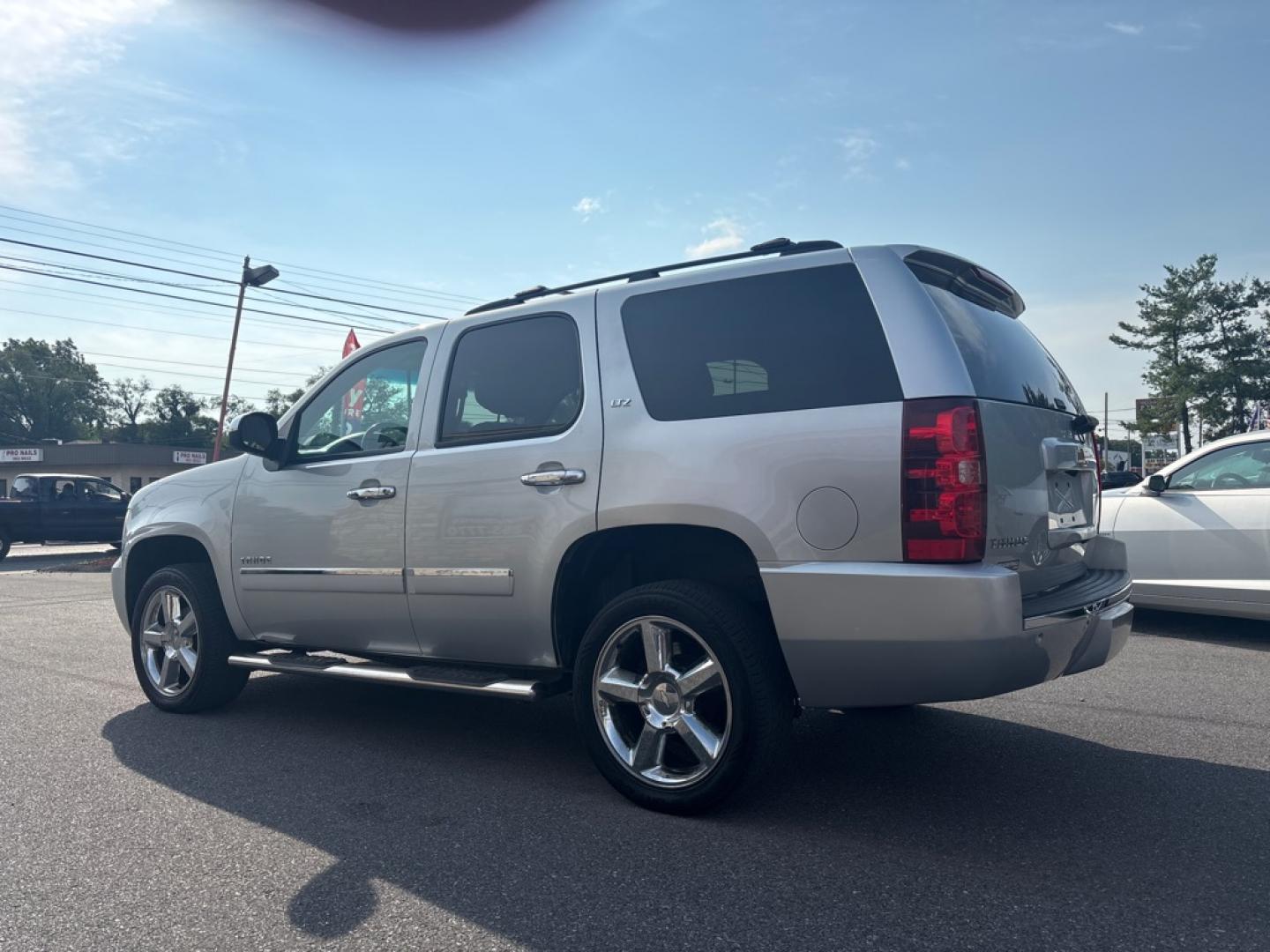 2012 SILVER CHEVROLET TAHOE 1500 LTZ (1GNSKCE02CR) with an 5.3L engine, Automatic transmission, located at 2514 Williamson Rd NE, Roanoke, VA, 24012, (540) 265-7770, 37.294636, -79.936249 - NO CREDIT CHECK FINANCING WITH ONLY $3600 DOWN PAYMENT!!!! Check out our website www.needausedvehicle.com for our No Credit Check/ In House Financing options!! No Credit Check Available!!! In House Financing Available!!! All Clean Title Vehicles (no Salvaged or flooded vehicles ever on our lot)!- Photo#1