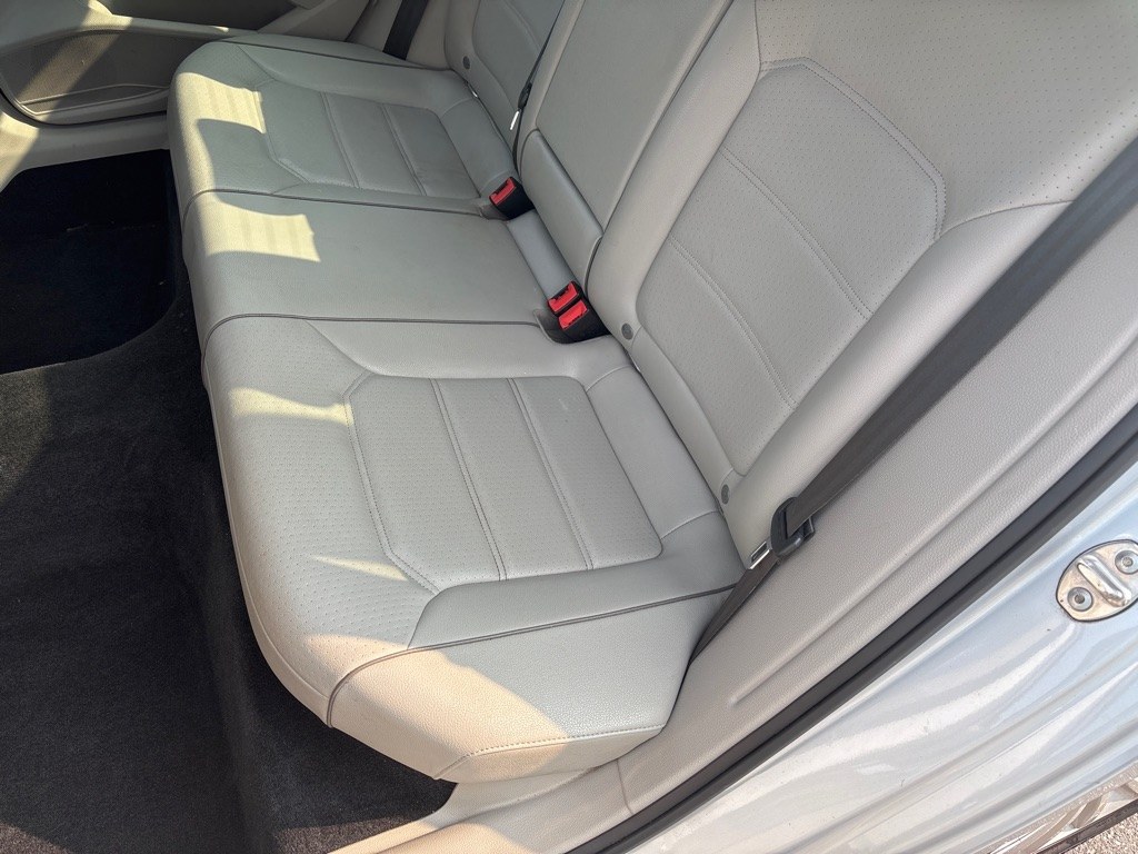 2016 GRAY VOLKSWAGEN PASSAT SE (1VWBT7A34GC) with an 1.8L engine, Automatic transmission, located at 2514 Williamson Rd NE, Roanoke, VA, 24012, (540) 265-7770, 37.294636, -79.936249 - NO CREDIT CHECK FINANCING WITH ONLY $3500 DOWN PAYMENT!!!! Check out our website www.needausedvehicle.com for our No Credit Check/ In House Financing options!! No Credit Check Available!!! In House Financing Available!!! All Clean Title Vehicles (no Salvaged or flooded vehicles ever on our lot)!- Photo#2