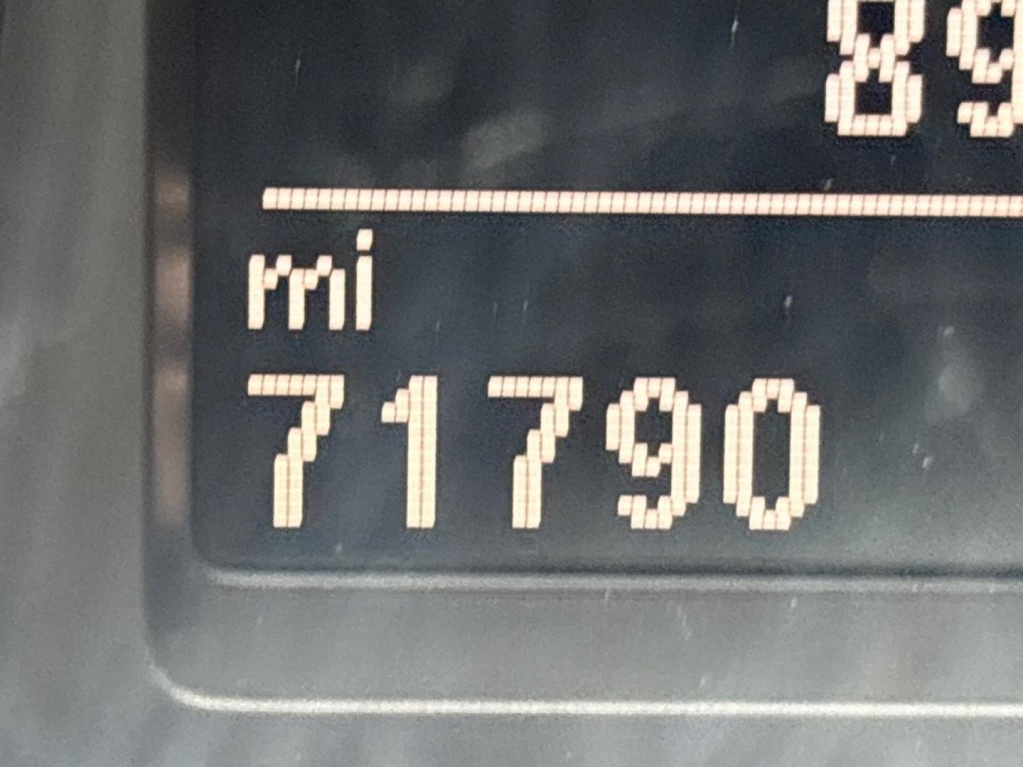 2016 GRAY VOLKSWAGEN PASSAT SE (1VWBT7A34GC) with an 1.8L engine, Automatic transmission, located at 2514 Williamson Rd NE, Roanoke, VA, 24012, (540) 265-7770, 37.294636, -79.936249 - NO CREDIT CHECK FINANCING WITH ONLY $3500 DOWN PAYMENT!!!! Check out our website www.needausedvehicle.com for our No Credit Check/ In House Financing options!! No Credit Check Available!!! In House Financing Available!!! All Clean Title Vehicles (no Salvaged or flooded vehicles ever on our lot)!- Photo#7