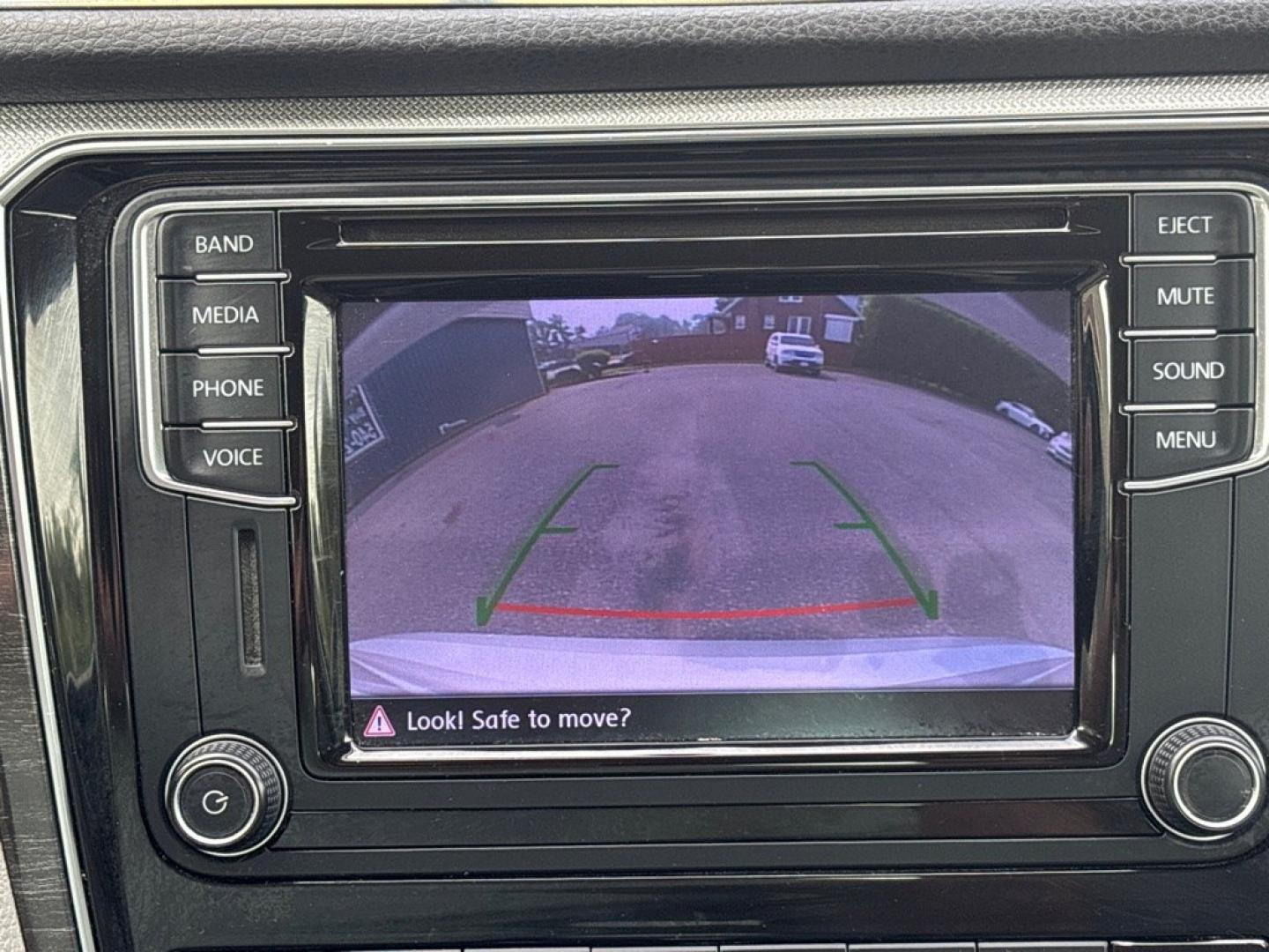 2016 GRAY VOLKSWAGEN PASSAT SE (1VWBT7A34GC) with an 1.8L engine, Automatic transmission, located at 2514 Williamson Rd NE, Roanoke, VA, 24012, (540) 265-7770, 37.294636, -79.936249 - NO CREDIT CHECK FINANCING WITH ONLY $3500 DOWN PAYMENT!!!! Check out our website www.needausedvehicle.com for our No Credit Check/ In House Financing options!! No Credit Check Available!!! In House Financing Available!!! All Clean Title Vehicles (no Salvaged or flooded vehicles ever on our lot)!- Photo#9