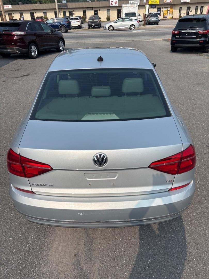 2016 GRAY VOLKSWAGEN PASSAT SE (1VWBT7A34GC) with an 1.8L engine, Automatic transmission, located at 2514 Williamson Rd NE, Roanoke, VA, 24012, (540) 265-7770, 37.294636, -79.936249 - NO CREDIT CHECK FINANCING WITH ONLY $3500 DOWN PAYMENT!!!! Check out our website www.needausedvehicle.com for our No Credit Check/ In House Financing options!! No Credit Check Available!!! In House Financing Available!!! All Clean Title Vehicles (no Salvaged or flooded vehicles ever on our lot)!- Photo#11
