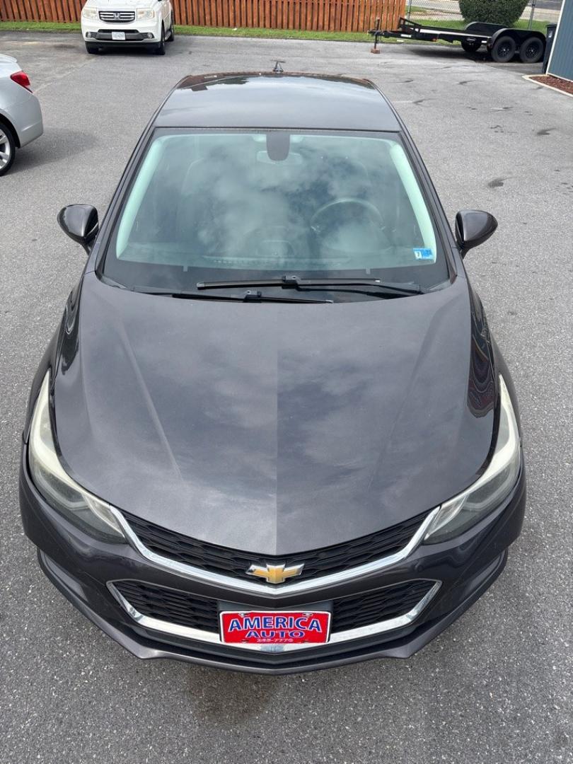 2016 GRAY CHEVROLET CRUZE LT (1G1BE5SM5G7) with an 1.4L engine, Automatic transmission, located at 2514 Williamson Rd NE, Roanoke, VA, 24012, (540) 265-7770, 37.294636, -79.936249 - NO CREDIT CHECK FINANCING WITH ONLY $1800 DOWN PAYMENT!!!! Check out our website www.needausedvehicle.com for our No Credit Check/ In House Financing options!! No Credit Check Available!!! In House Financing Available!!! All Clean Title Vehicles (no Salvaged or flooded vehicles ever on our lot)!- Photo#10
