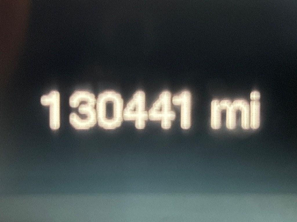 2015 BLUE CHRYSLER 200 LIMITED (1C3CCCABXFN) with an 2.4L engine, Automatic transmission, located at 2514 Williamson Rd NE, Roanoke, VA, 24012, (540) 265-7770, 37.294636, -79.936249 - NO CREDIT CHECK FINANCING WITH ONLY $2300 DOWN PAYMENT!!!! Check out our website www.needausedvehicle.com for our No Credit Check/ In House Financing options!! No Credit Check Available!!! In House Financing Available!!! All Clean Title Vehicles (no Salvaged or flooded vehicles ever on our lot)!- Photo#6