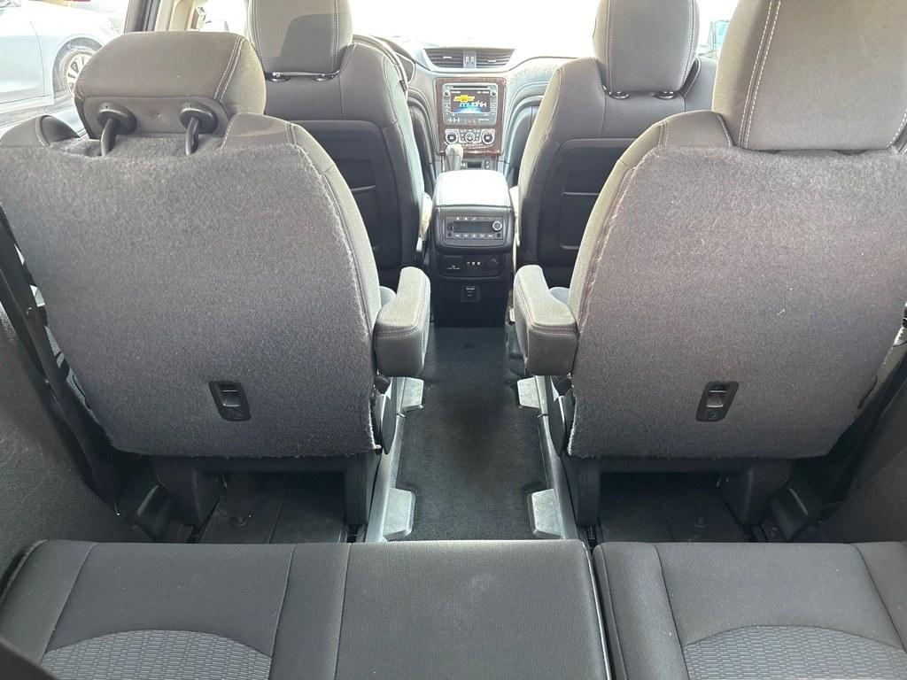 2016 BLUE CHEVROLET TRAVERSE LT (1GNKVGKD0GJ) with an 3.6L engine, Automatic transmission, located at 2514 Williamson Rd NE, Roanoke, VA, 24012, (540) 265-7770, 37.294636, -79.936249 - NO CREDIT CHECK FINANCING WITH ONLY $2400 DOWN PAYMENT!!!! Check out our website www.needausedvehicle.com for our No Credit Check/ In House Financing options!! No Credit Check Available!!! In House Financing Available!!! All Clean Title Vehicles (no Salvaged or flooded vehicles ever on our lot)!- Photo#3