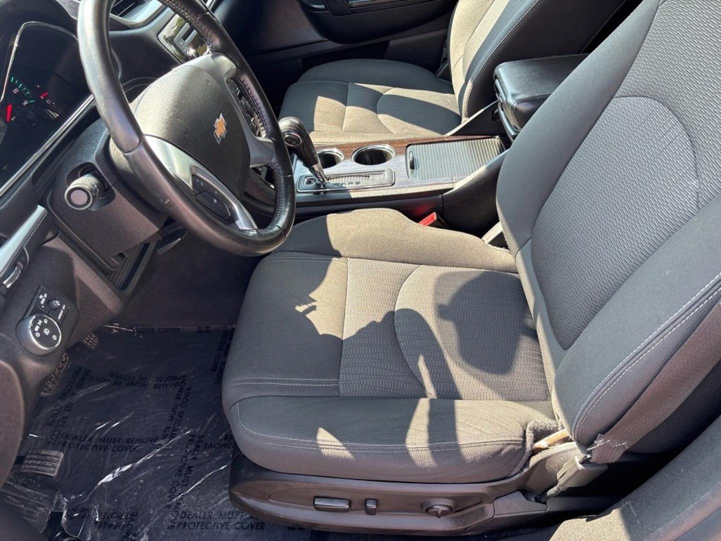 2016 BLUE CHEVROLET TRAVERSE LT (1GNKVGKD0GJ) with an 3.6L engine, Automatic transmission, located at 2514 Williamson Rd NE, Roanoke, VA, 24012, (540) 265-7770, 37.294636, -79.936249 - NO CREDIT CHECK FINANCING WITH ONLY $2400 DOWN PAYMENT!!!! Check out our website www.needausedvehicle.com for our No Credit Check/ In House Financing options!! No Credit Check Available!!! In House Financing Available!!! All Clean Title Vehicles (no Salvaged or flooded vehicles ever on our lot)!- Photo#7
