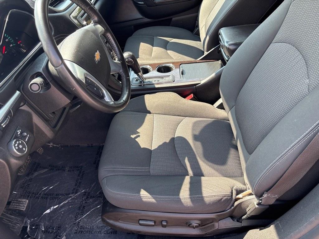 2016 BLUE CHEVROLET TRAVERSE LT (1GNKVGKD0GJ) with an 3.6L engine, Automatic transmission, located at 2514 Williamson Rd NE, Roanoke, VA, 24012, (540) 265-7770, 37.294636, -79.936249 - NO CREDIT CHECK FINANCING WITH ONLY $2400 DOWN PAYMENT!!!! Check out our website www.needausedvehicle.com for our No Credit Check/ In House Financing options!! No Credit Check Available!!! In House Financing Available!!! All Clean Title Vehicles (no Salvaged or flooded vehicles ever on our lot)!- Photo#7