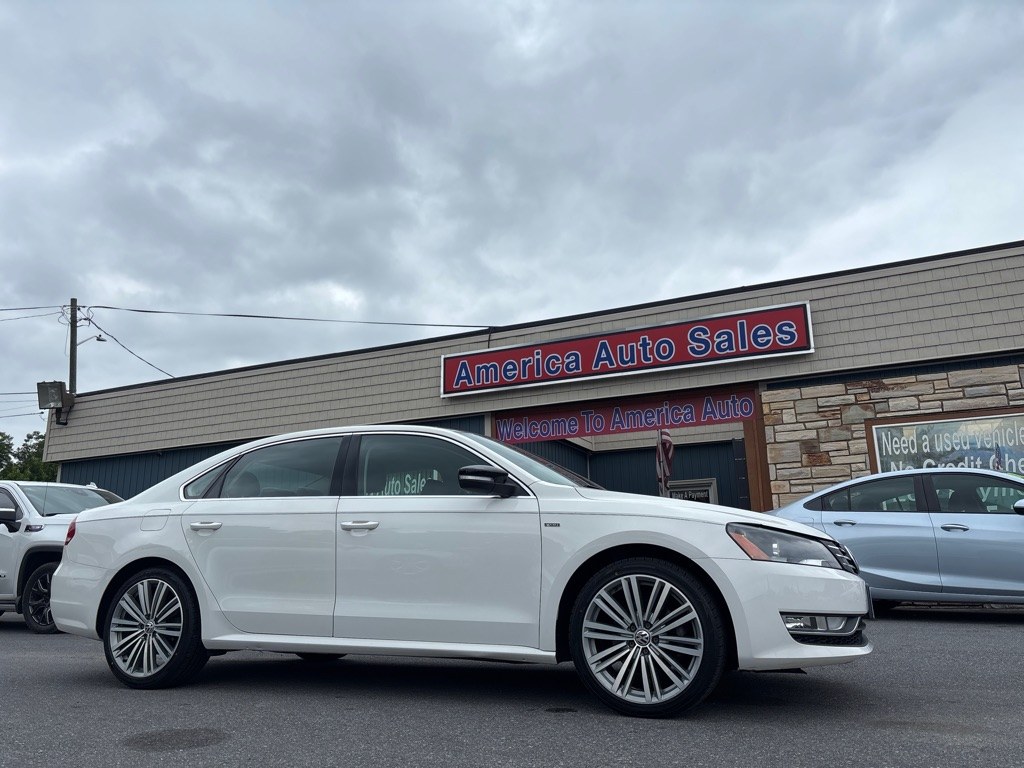 photo of 2014 VOLKSWAGEN PASSAT SE
