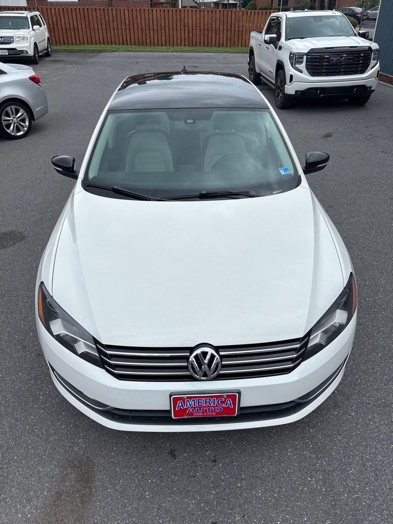 2014 WHITE VOLKSWAGEN PASSAT SE (1VWBT7A30EC) with an 1.8L engine, 5-Speed Manual transmission, located at 2514 Williamson Rd NE, Roanoke, VA, 24012, (540) 265-7770, 37.294636, -79.936249 - NO CREDIT CHECK FINANCING WITH ONLY $2400 DOWN PAYMENT!!!! Check out our website www.needausedvehicle.com for our No Credit Check/ In House Financing options!! No Credit Check Available!!! In House Financing Available!!! All Clean Title Vehicles (no Salvaged or flooded vehicles ever on our lot)!- Photo#10
