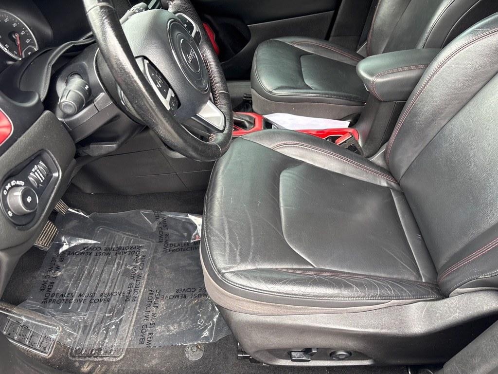 2016 BLUE JEEP RENEGADE TRAILHAWK (ZACCJBCTXGP) with an 2.4L engine, Automatic transmission, located at 2514 Williamson Rd NE, Roanoke, VA, 24012, (540) 265-7770, 37.294636, -79.936249 - NO CREDIT CHECK FINANCING WITH ONLY $3000 DOWN PAYMENT!!!! Check out our website www.needausedvehicle.com for our No Credit Check/ In House Financing options!! No Credit Check Available!!! In House Financing Available!!! All Clean Title Vehicles (no Salvaged or flooded vehicles ever on our lot)!- Photo#8