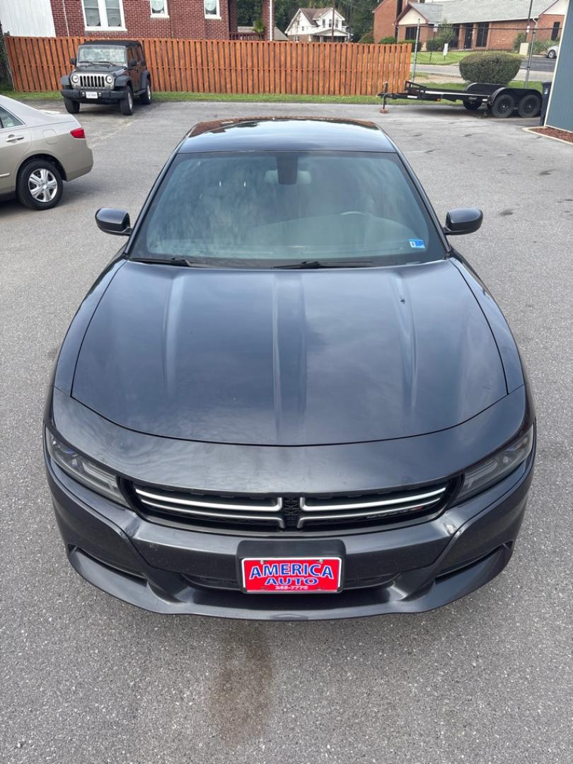 2016 GRAY DODGE CHARGER SE (2C3CDXBGXGH) with an 3.6L engine, Automatic transmission, located at 2514 Williamson Rd NE, Roanoke, VA, 24012, (540) 265-7770, 37.294636, -79.936249 - NO CREDIT CHECK FINANCING WITH ONLY $2400 DOWN PAYMENT!!!! Check out our website www.needausedvehicle.com for our No Credit Check/ In House Financing options!! No Credit Check Available!!! In House Financing Available!!! All Clean Title Vehicles (no Salvaged or flooded vehicles ever on our lot)!- Photo#9