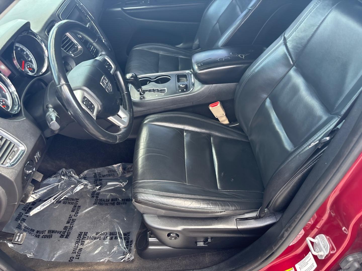 2013 BURGUN DODGE DURANGO CREW (1C4SDJDT8DC) with an 5.7L engine, Automatic transmission, located at 2514 Williamson Rd NE, Roanoke, VA, 24012, (540) 265-7770, 37.294636, -79.936249 - NO CREDIT CHECK FINANCING WITH ONLY $2600 DOWN PAYMENT!!!! Check out our website www.needausedvehicle.com for our No Credit Check/ In House Financing options!! No Credit Check Available!!! In House Financing Available!!! All Clean Title Vehicles (no Salvaged or flooded vehicles ever on our lot)!- Photo#6