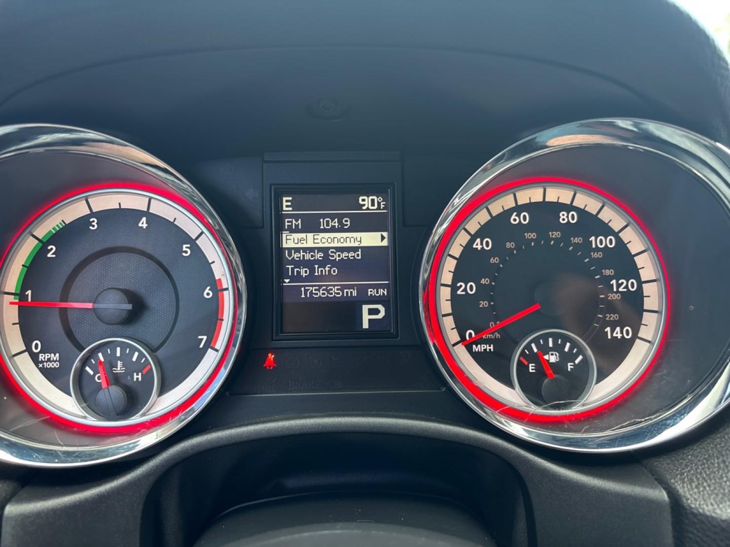 2013 BURGUN DODGE DURANGO CREW (1C4SDJDT8DC) with an 5.7L engine, Automatic transmission, located at 2514 Williamson Rd NE, Roanoke, VA, 24012, (540) 265-7770, 37.294636, -79.936249 - NO CREDIT CHECK FINANCING WITH ONLY $2600 DOWN PAYMENT!!!! Check out our website www.needausedvehicle.com for our No Credit Check/ In House Financing options!! No Credit Check Available!!! In House Financing Available!!! All Clean Title Vehicles (no Salvaged or flooded vehicles ever on our lot)!- Photo#8