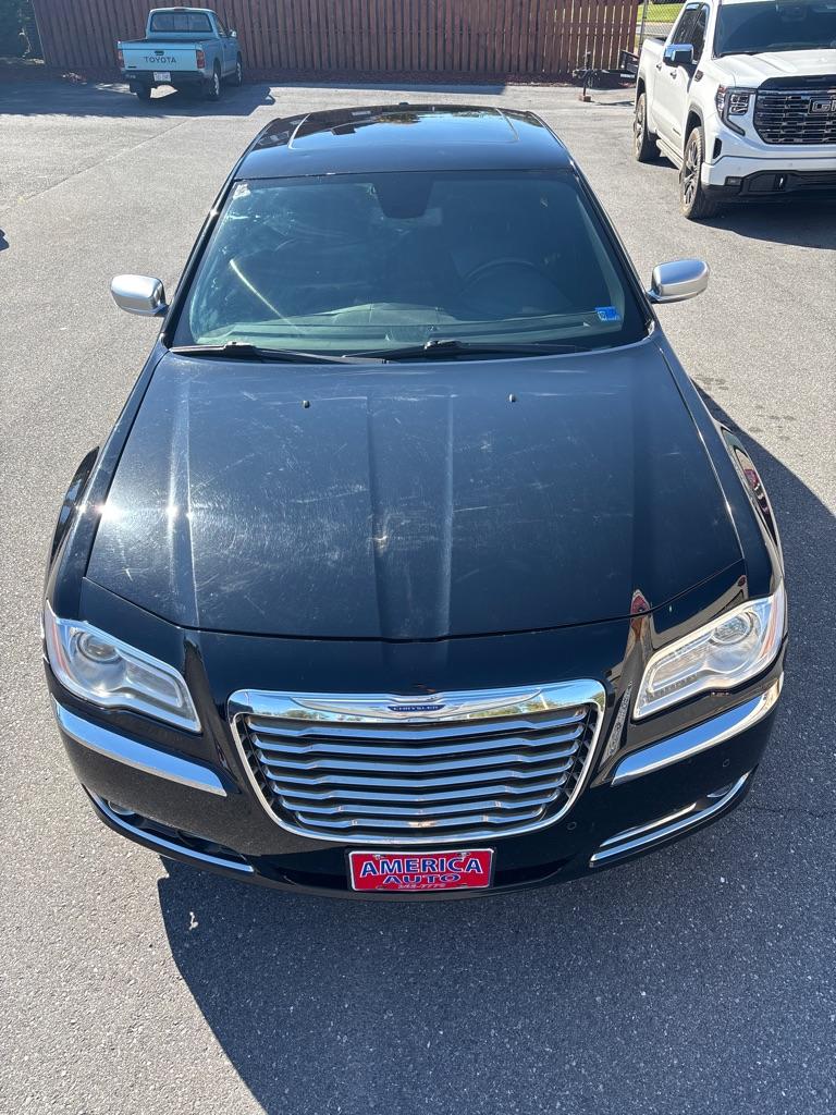 2013 BLACK CHRYSLER 300C VARVATOS (2C3CCAJT4DH) with an 5.7L engine, Automatic transmission, located at 2514 Williamson Rd NE, Roanoke, VA, 24012, (540) 265-7770, 37.294636, -79.936249 - NO CREDIT CHECK FINANCING WITH ONLY $3300 DOWN PAYMENT!!!! Check out our website www.needausedvehicle.com for our No Credit Check/ In House Financing options!! No Credit Check Available!!! In House Financing Available!!! All Clean Title Vehicles (no Salvaged or flooded vehicles ever on our lot)!- Photo#1