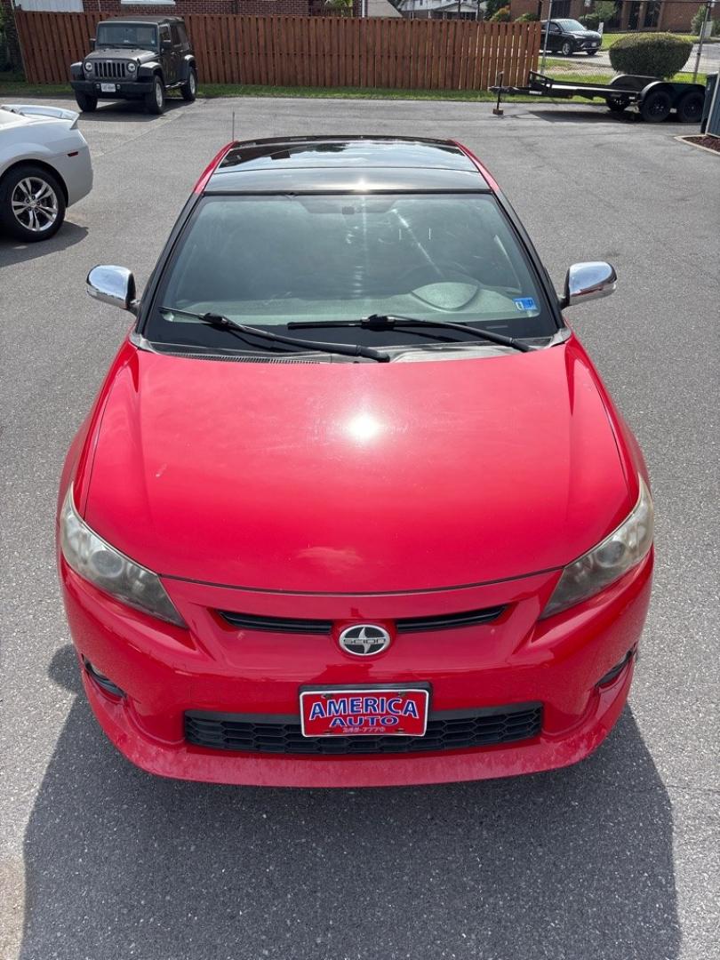 2013 RED SCION TC RELEASE 8 (JTKJF5C72D3) with an 2.5L engine, Automatic transmission, located at 2514 Williamson Rd NE, Roanoke, VA, 24012, (540) 265-7770, 37.294636, -79.936249 - NO CREDIT CHECK FINANCING WITH ONLY $2300 DOWN PAYMENT!!!! Check out our website www.needausedvehicle.com for our No Credit Check/ In House Financing options!! No Credit Check Available!!! In House Financing Available!!! All Clean Title Vehicles (no Salvaged or flooded vehicles ever on our lot)!- Photo#1