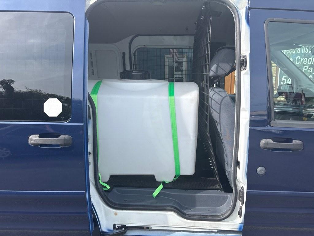 2013 BLUE FORD TRANSIT CONNECT XLT (NM0LS7DN8DT) with an 2.0L engine, Automatic transmission, located at 2514 Williamson Rd NE, Roanoke, VA, 24012, (540) 265-7770, 37.294636, -79.936249 - NO CREDIT CHECK FINANCING WITH ONLY $2500 DOWN PAYMENT!!!! Check out our website www.needausedvehicle.com for our No Credit Check/ In House Financing options!! No Credit Check Available!!! In House Financing Available!!! All Clean Title Vehicles (no Salvaged or flooded vehicles ever on our lot)!- Photo#4
